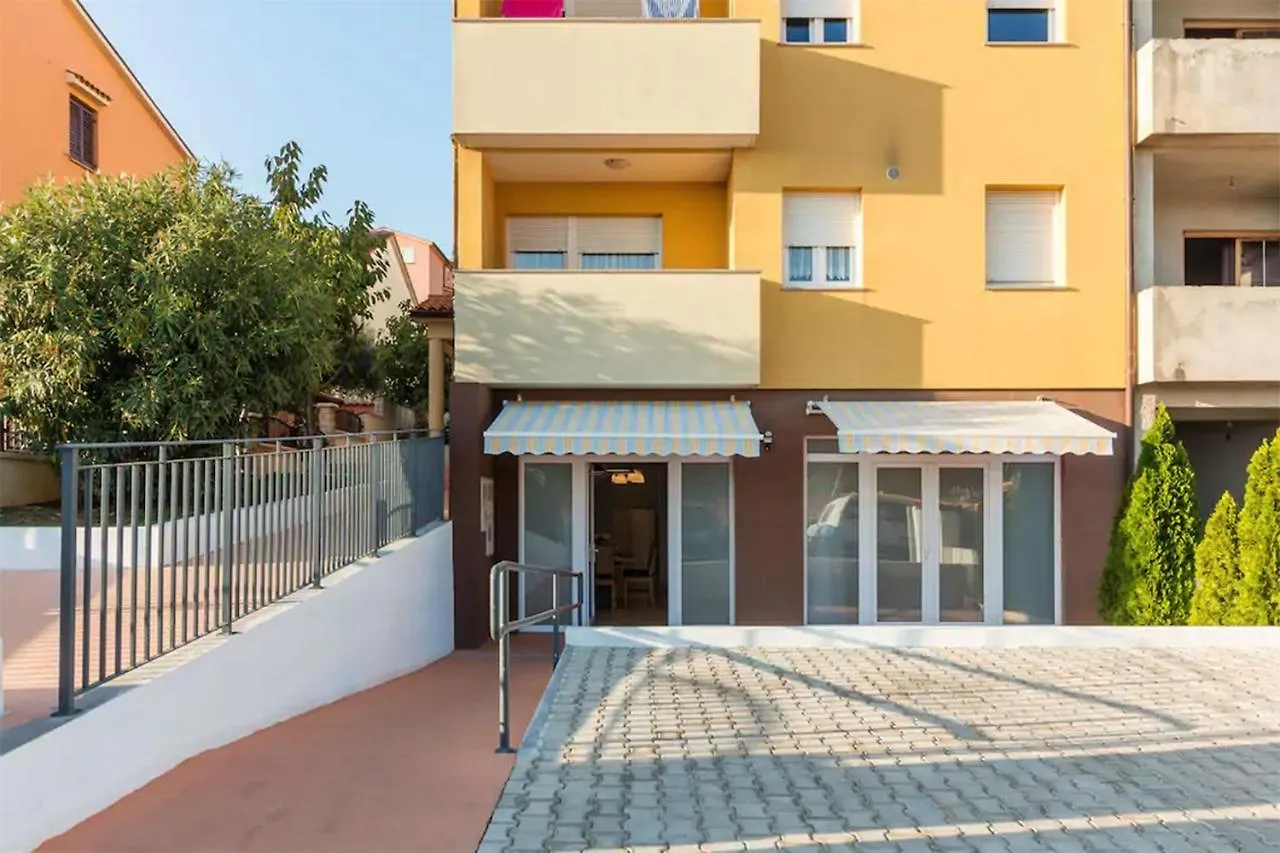 Apartments Hana Pula Croatia