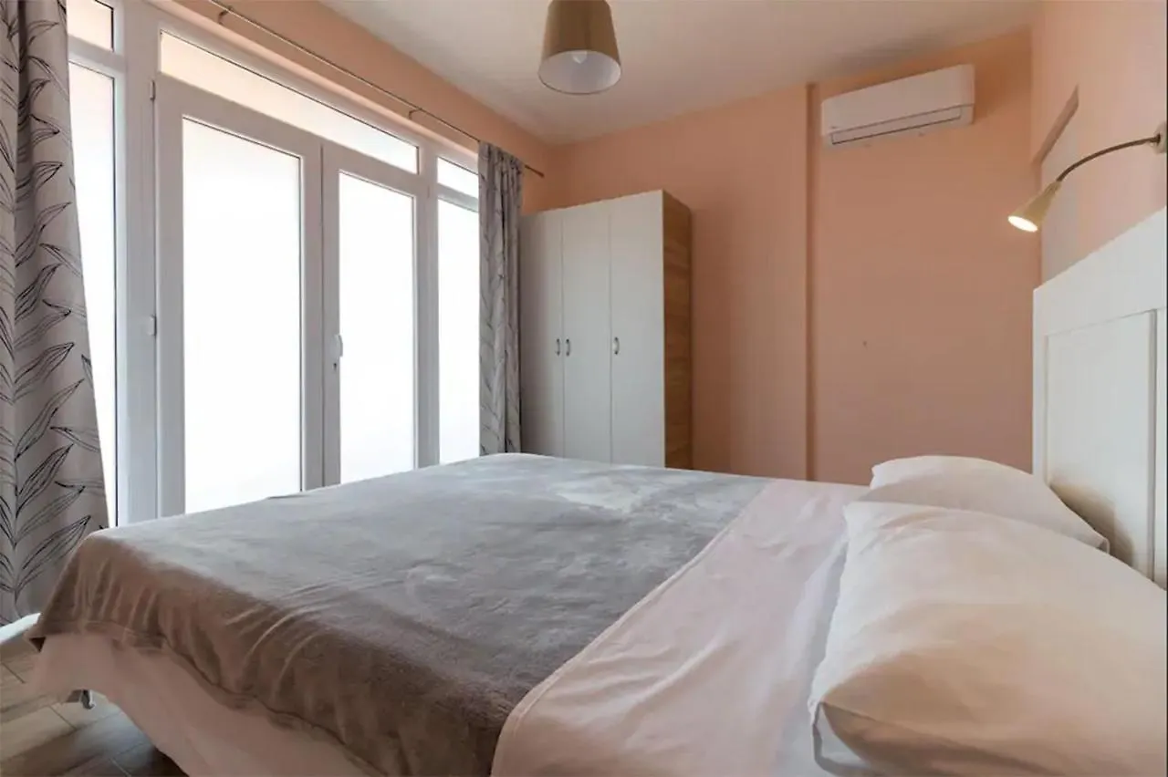 Apartments Hana Pula 0*,  Croatia